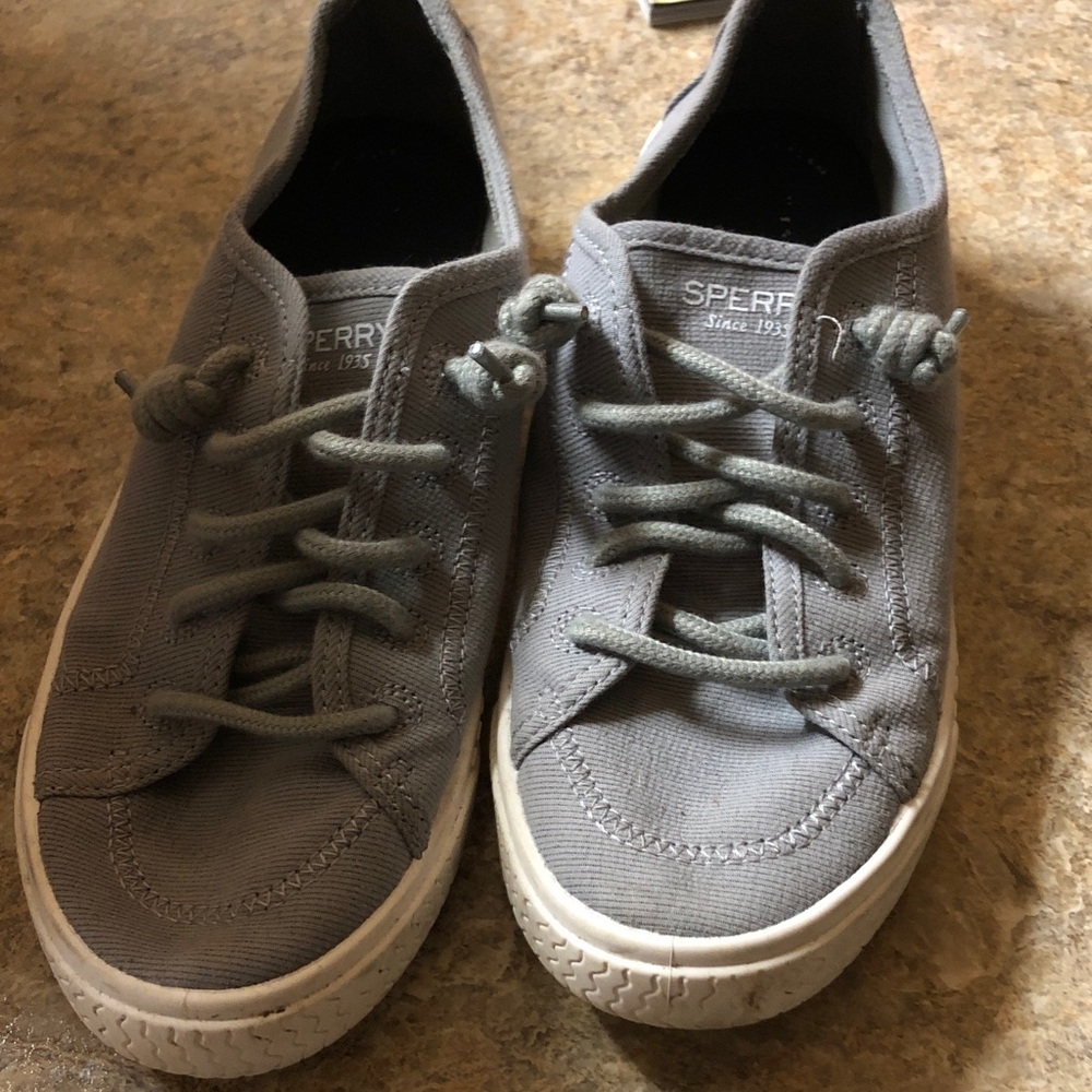 Sperry Womens Gray Canvas Low-Top Boat Sneakers
